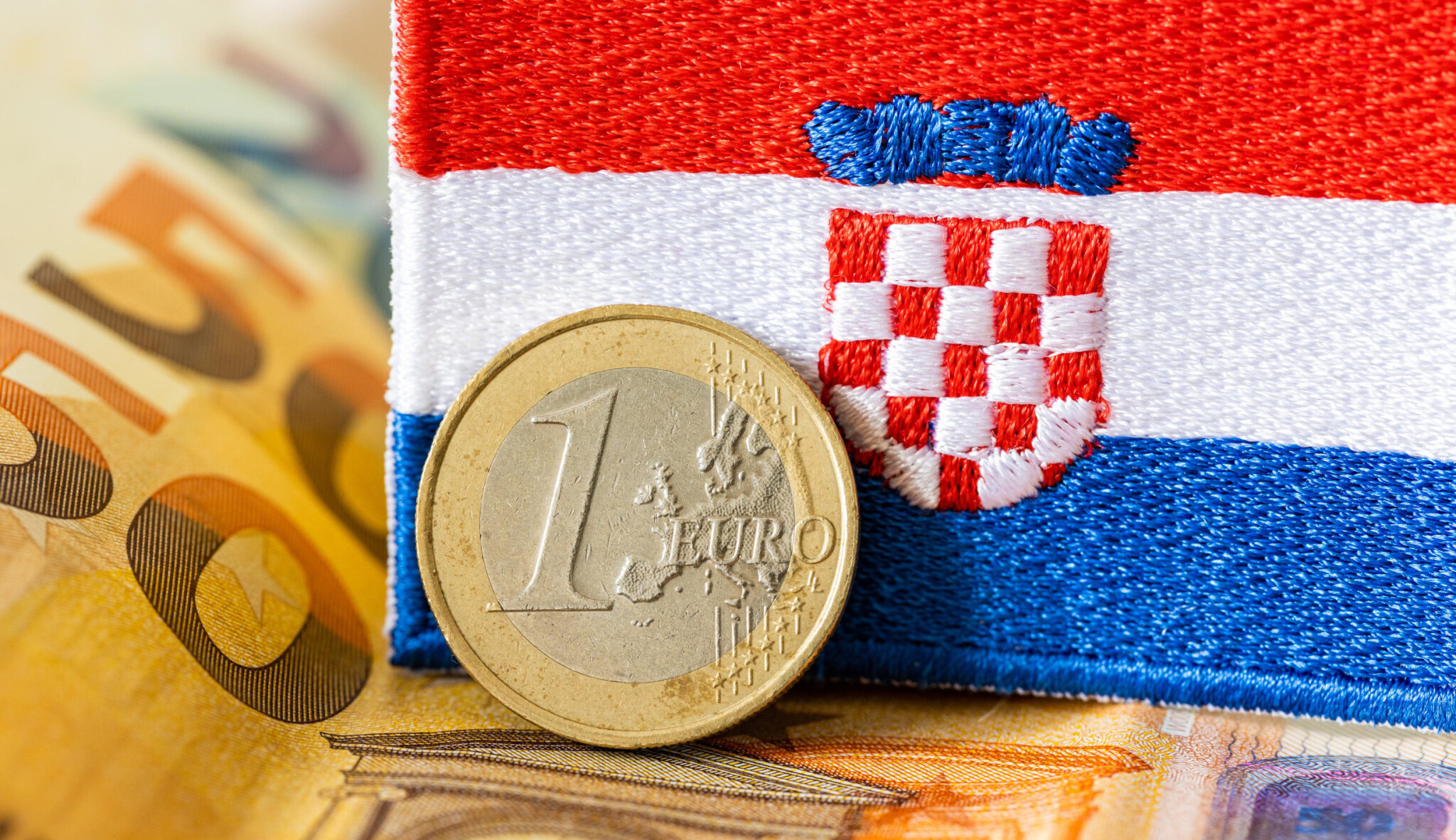 Nástup eura v Chorvatsku. Síť supermarketů Konzum ukázala, jaké budou ceny