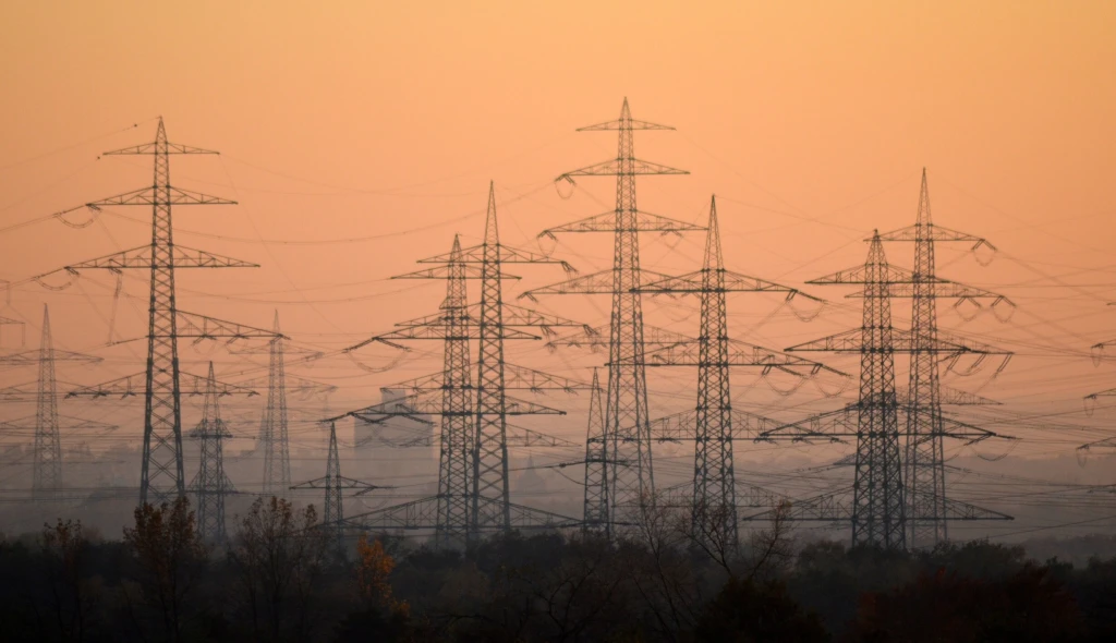 Prezident Zeman podepsal zákon zavádějící odvody z&nbsp;prodeje elektřiny. Výrobců se dotkne od prosince