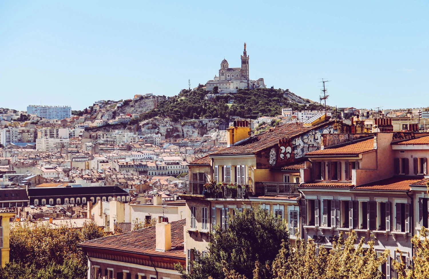 Guide to Marseille: Část Provence s temnou historií, která v září přijde k duhu