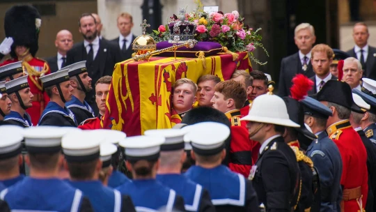 „Vracím se domů, do Windsoru.“ Svět se rozloučil s královnou Alžbětou II.