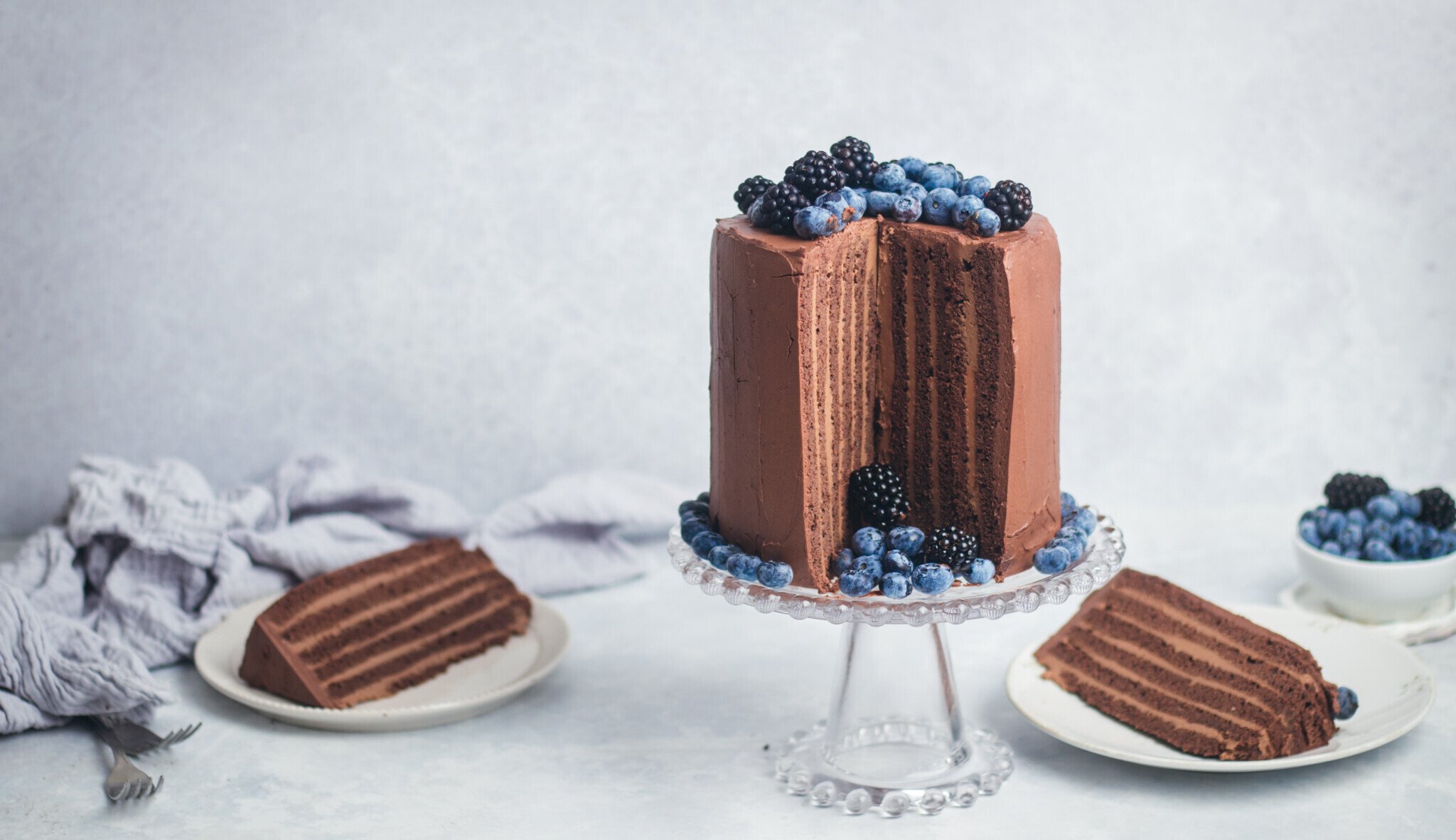 Vertikální čokoládový dort aneb Sobotní pečicí výzva, co ve skutečnosti není žádnou výzvou