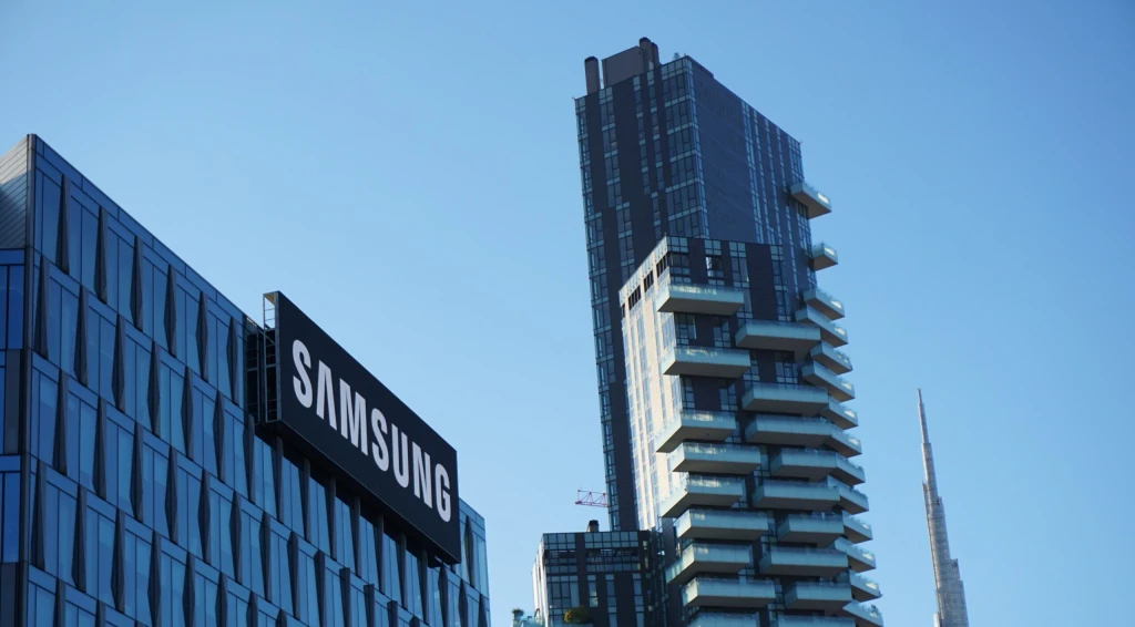 Zisk Samsungu klesl o 69 procent. Je nejnižší za posledních osm let