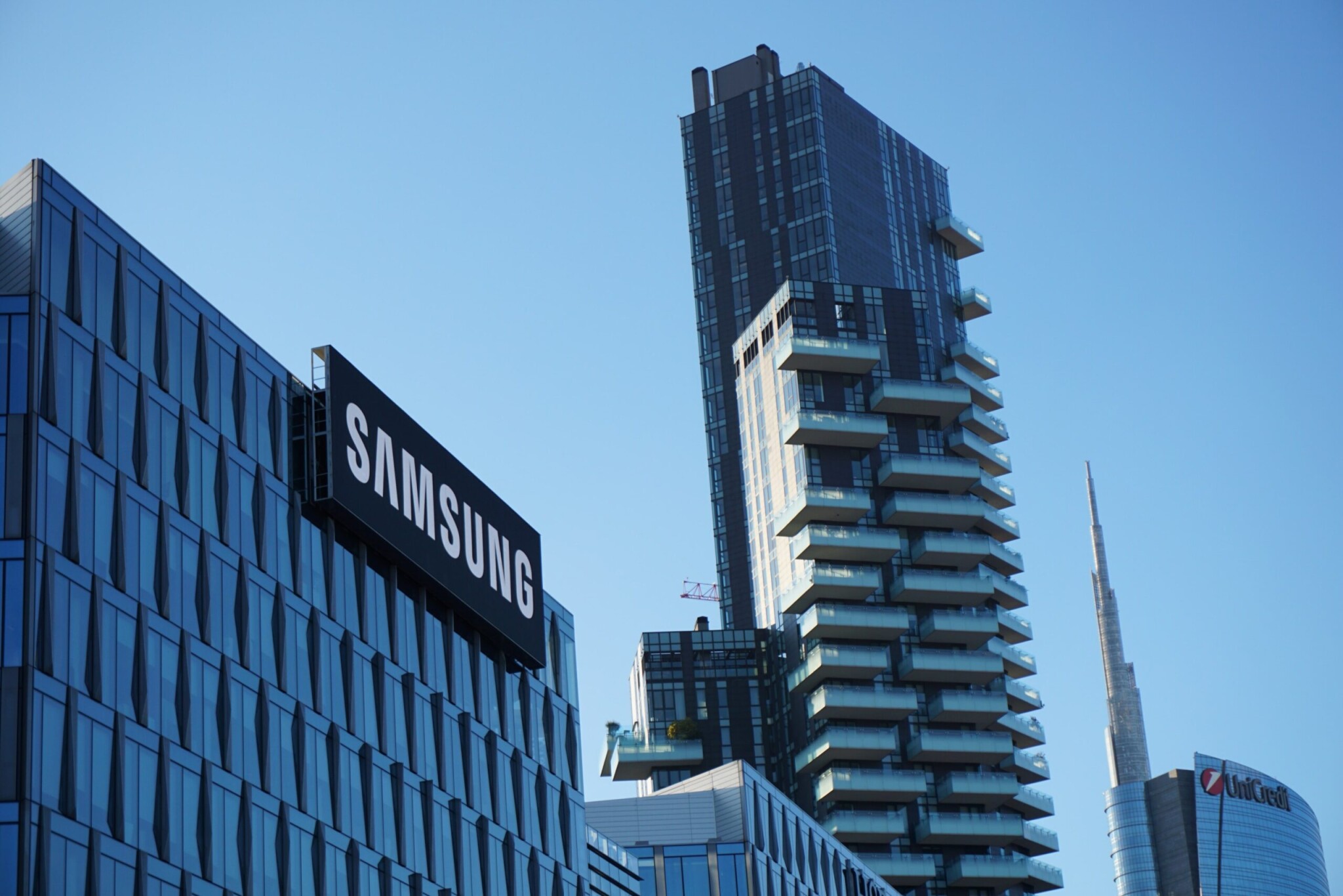 Zisk Samsungu klesl o 69 procent. Je nejnižší za posledních osm let