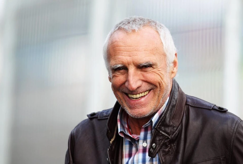 Red Bull ztratil křídla. Zemřel nejbohatší Rakušan Mateschitz, měl rakovinu