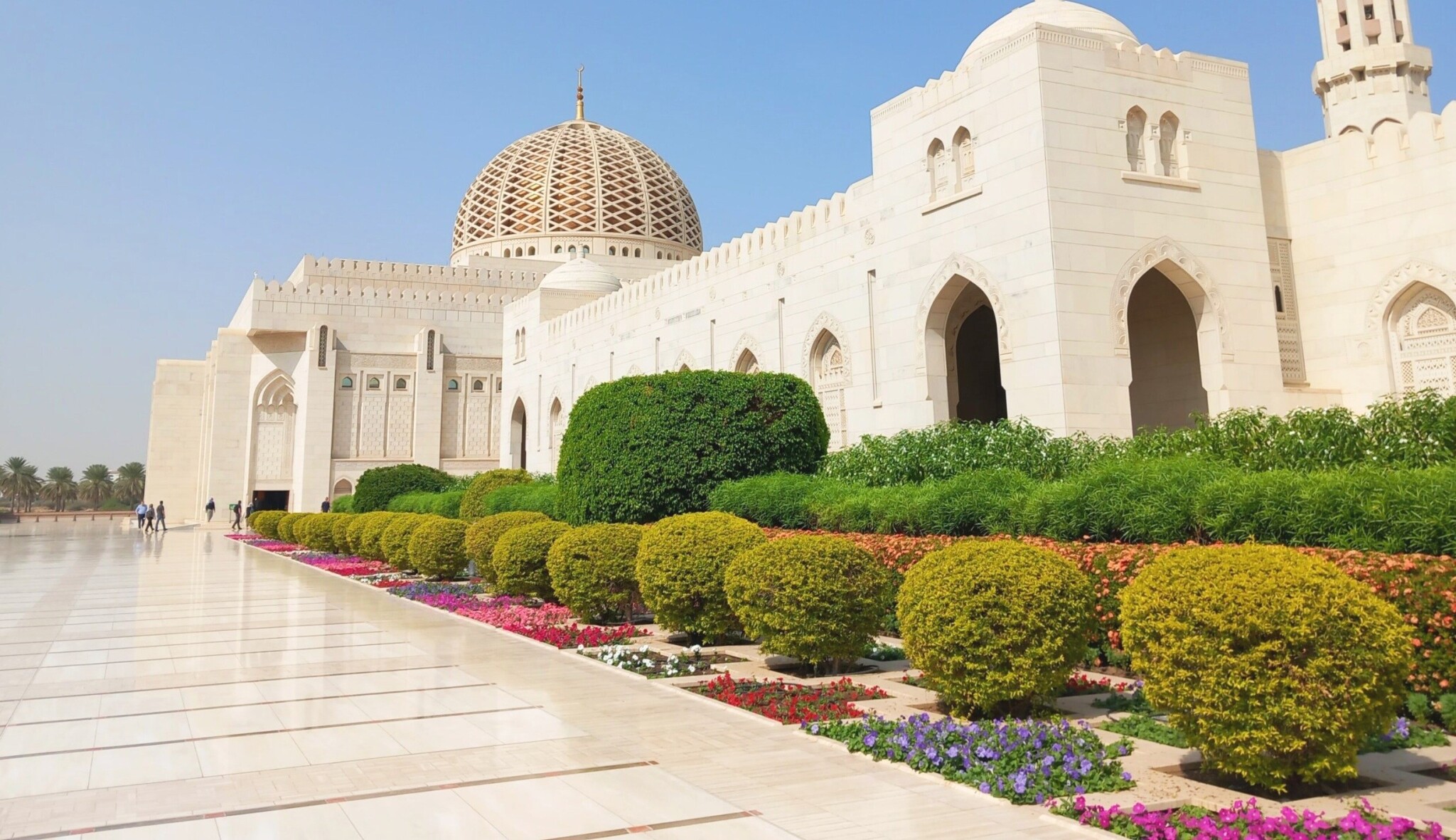 Guide to Omán: Perla Orientu láká na panenskou přírodu i luxus