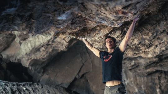 Podpora manželky a&nbsp;rodina jsou pro mě důležité, říká v&nbsp;rozhovoru lezec Adam Ondra 