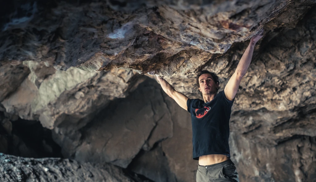 Podpora manželky a&nbsp;rodina jsou pro mě důležité, říká v&nbsp;rozhovoru lezec Adam Ondra 