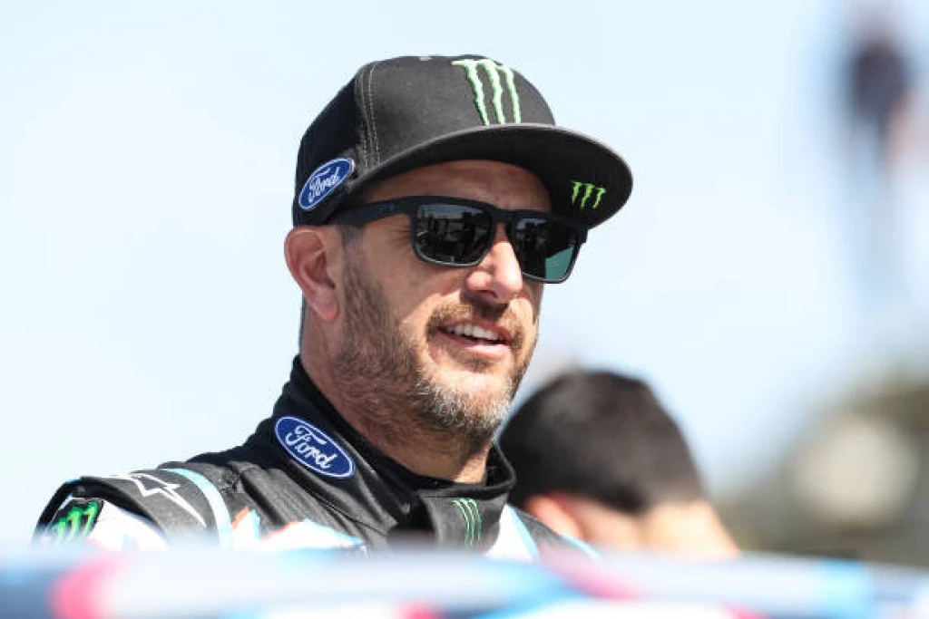 Král driftu i&nbsp;ikona skateboardingu. Ken Block zemřel po&nbsp;nehodě na sněžném skútru