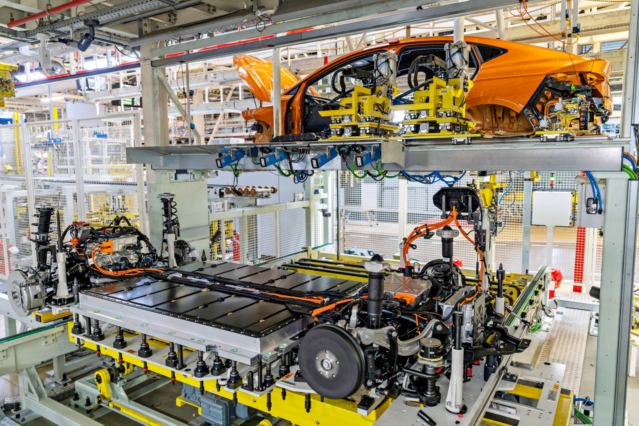 VW končí s vývojem benzinových motorů. Postupně je přenechá Škodovce