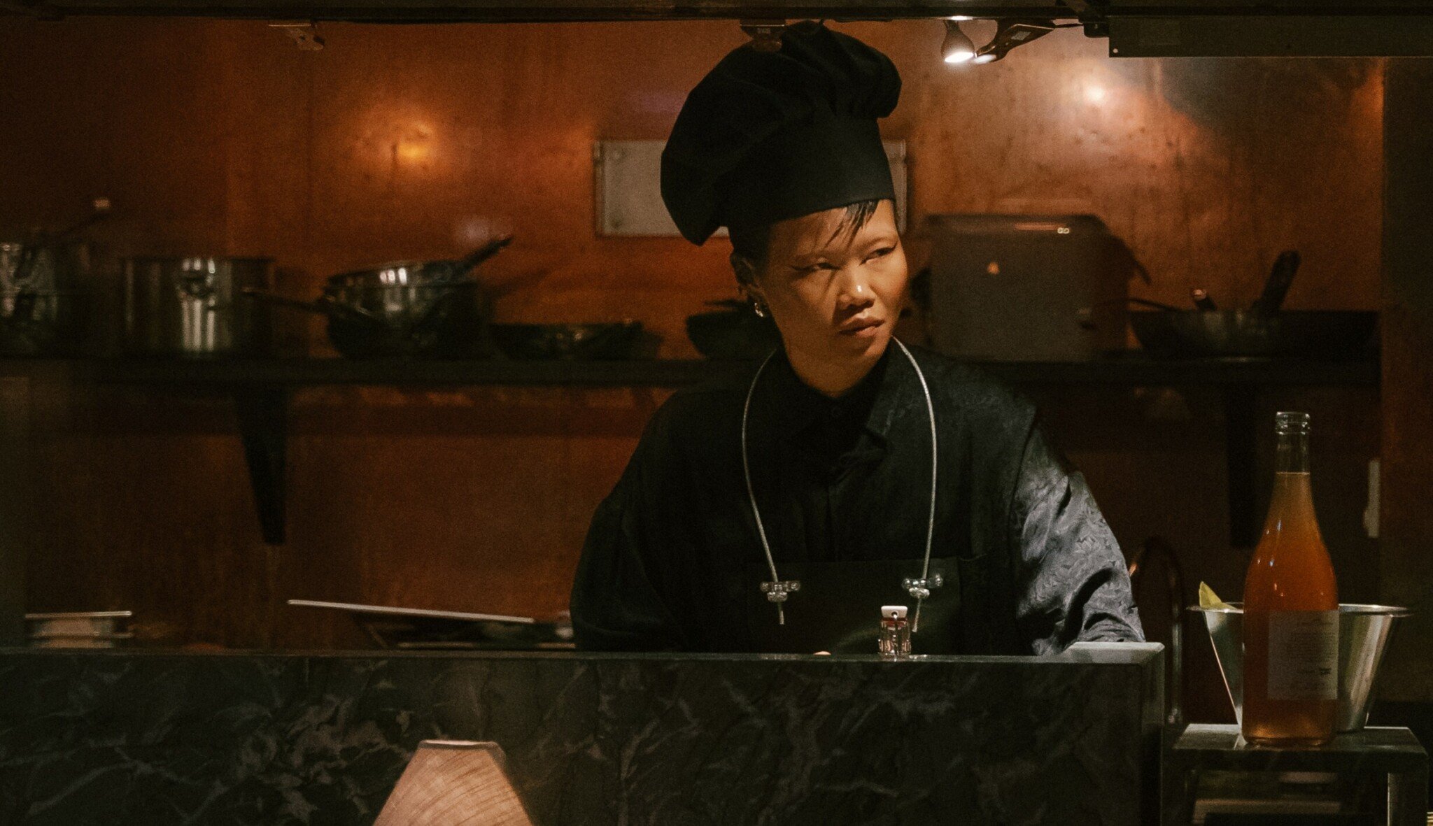 Móda, extravagance, catering. Kuchařka Eva Che kombinuje jedinečný styl i jídlo