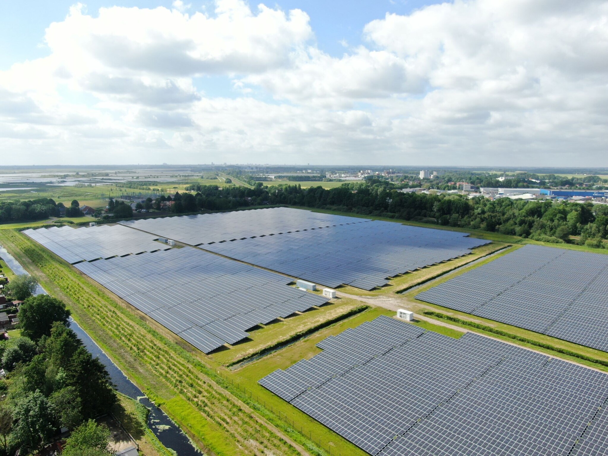 JUFA se stane nejsilnější solární skupinou v Česku. Bude spravovat 47 elektráren