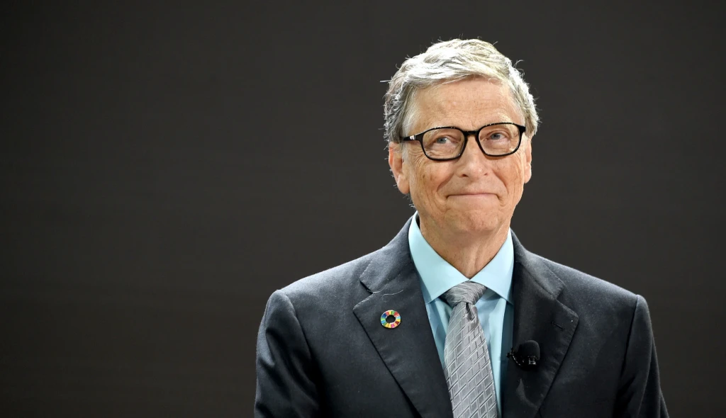 Bill Gates předvídá dopady umělé inteligence. Vzdělání a zdravotnictví čekají přelomové změny
