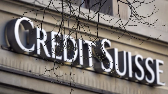 Krize nehrozí? Proč není Credit Suisse jako Lehman Brothers