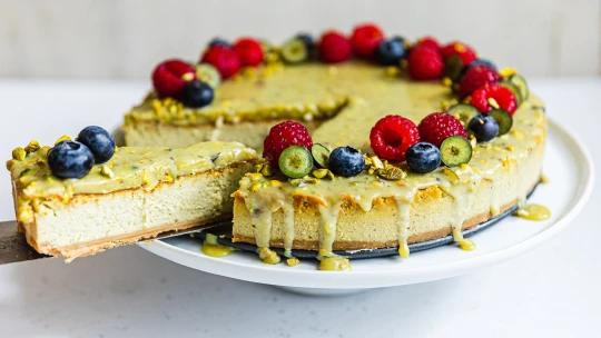 Král mezi cheesecaky. Pistáciový s&nbsp;bílou čokoládou podle nepokazitelného receptu