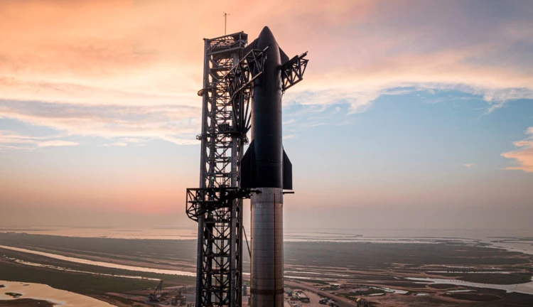 raketa, Starship, Super Heavy, Boca Chica Texas, SpaceX, Mars, Elon Musk