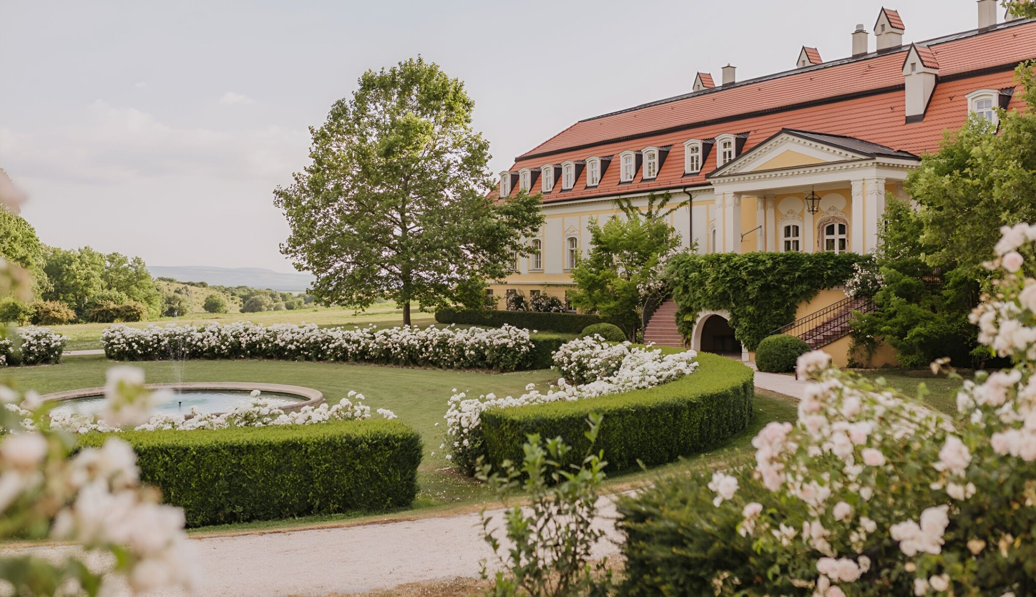 Slovenský zámek je nejromantičtějším hotelem Evropy. Jezdí tam i princ Harry