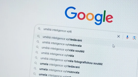 Malá změna, velké důsledky? Google testuje nové vyhledávání