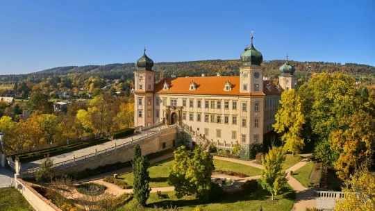 Umění, fine dining i&nbsp;skvělý servis. Střední Čechy vás přesvědčí, proč zůstat přes noc