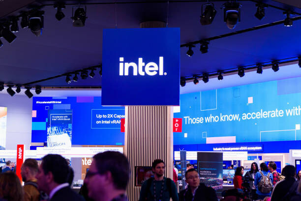 Intel pokračuje v restrukturalizaci. Na burzu uvede divizi s čipy