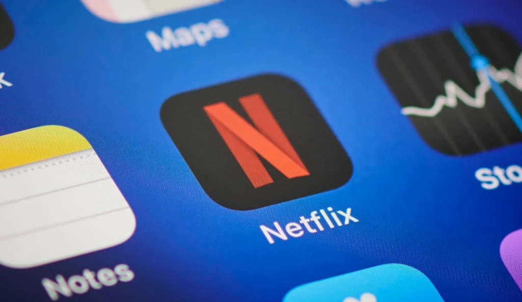 Netflix kraluje streamovacímu byznysu. Jeho akcie jsou daleko před konkurencí
