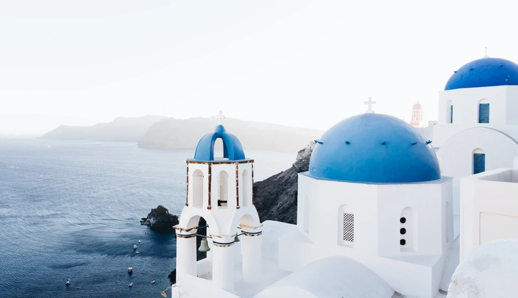 Guide to Santorini: Ráj miliardářů, jehož kouzlo by měl zažít každý