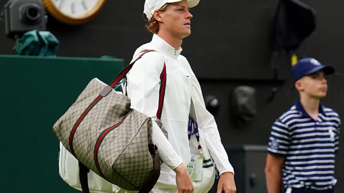 Gucci v chrámu. Italský tenista vnesl luxus do puristického Wimbledonu