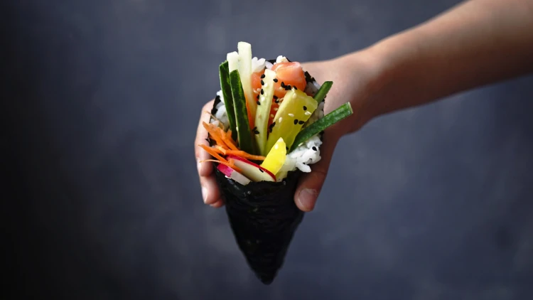 temaki sushi kornoutky