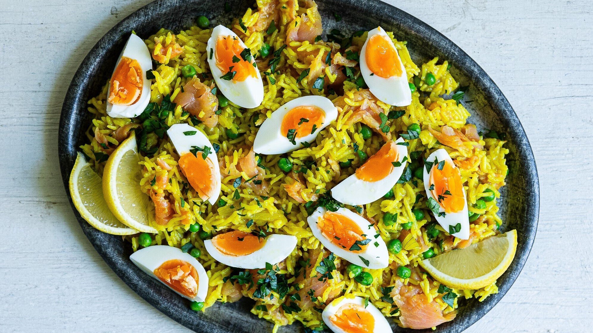 Kari rýže Kedgeree. Britové ji snídají, ale funguje i jako rychlá večeře