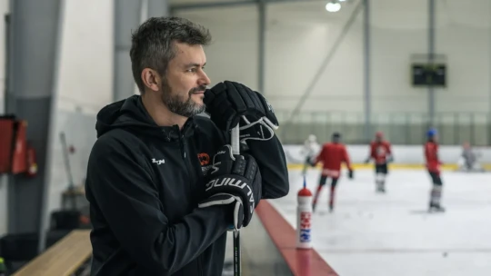 Výš už to nejde. Český hokejový táta se svou technologií dobyl NHL