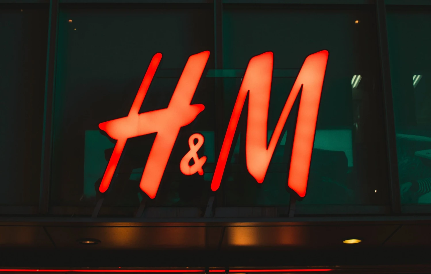 Čtvrtina poboček pryč. H&M plánuje ve Španělsku uzavřít část svých prodejen