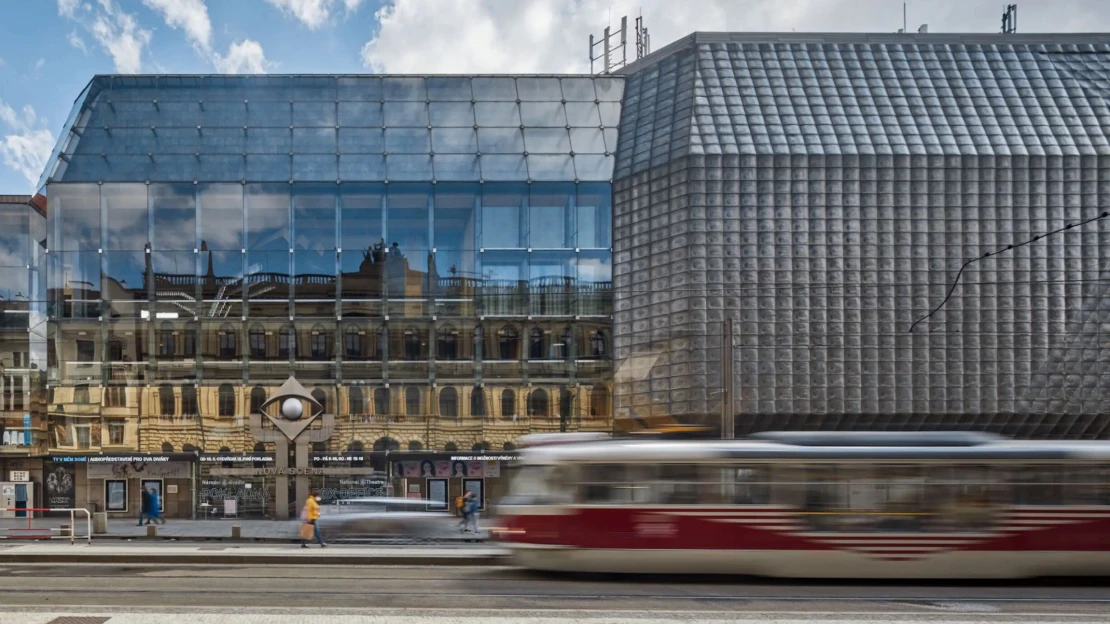 Po stopách Pragera a na film do Tugendhat. Festivaly otevřou architektonické skvosty