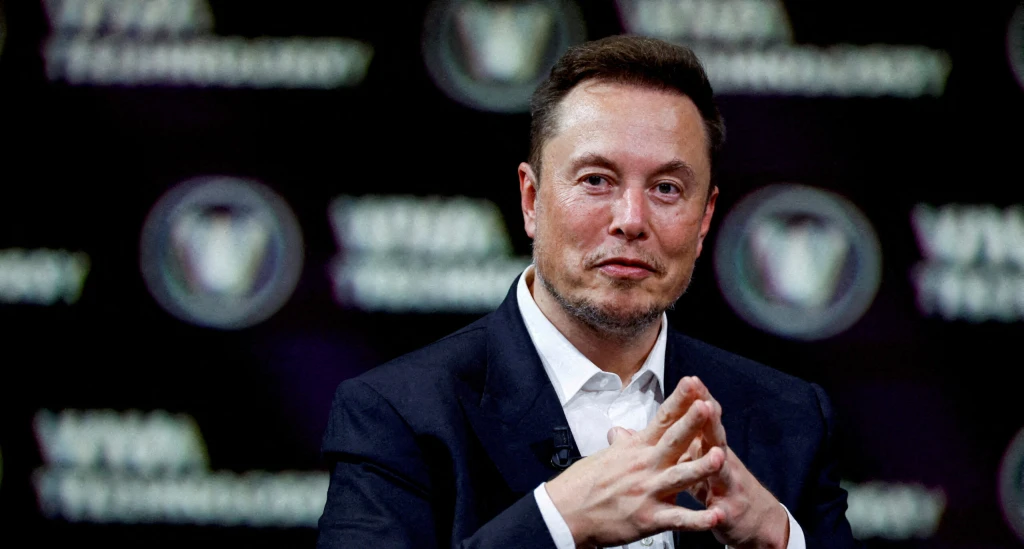 Tesla znovu v boji o odměny pro Muska. Požaduje nové hlasování