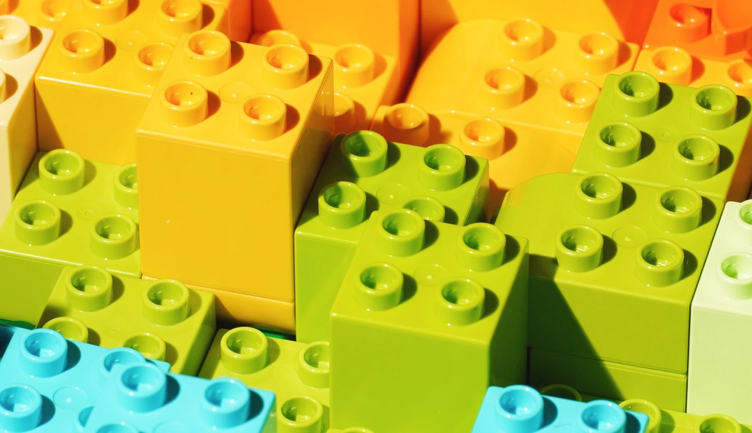 Lego hlásí nejvyšší tržby v historii. I navzdory poklesu trhu