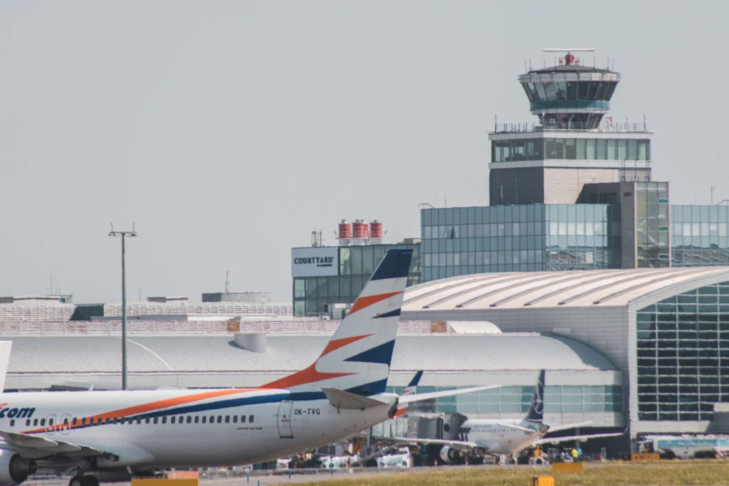 Pražské letiště letos odbavilo už 1,8 milionu pasažérů. Meziročně o&nbsp;třetinu více