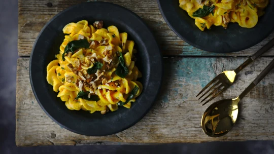 Dýňové feta pasta. Virální recept bez práce pro delikátní podzim