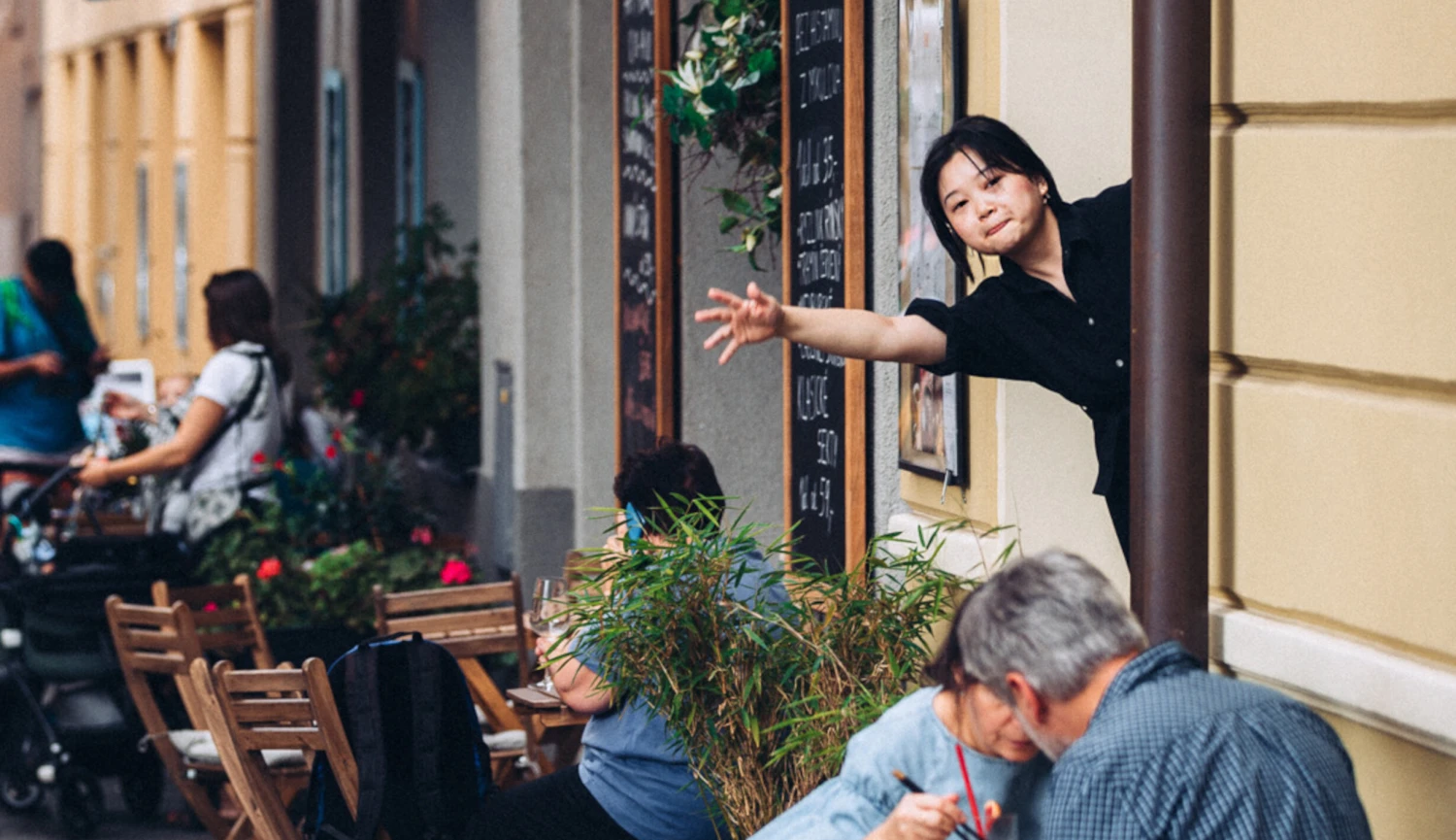 Nudle jako závislost. Číňanka si otevřela v Praze autentickou restauraci