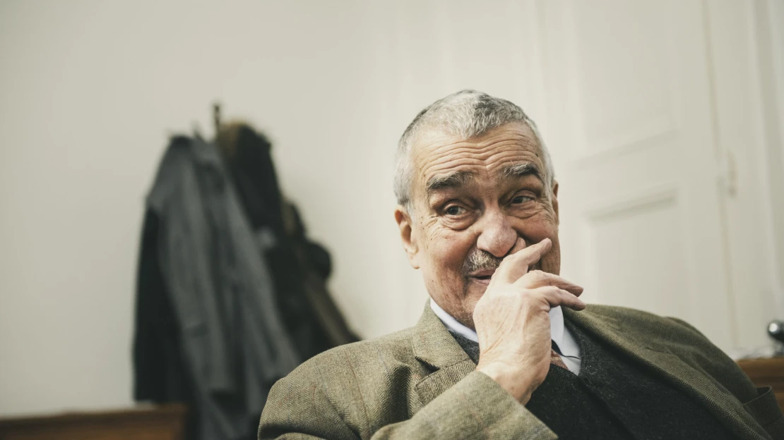 Zemřel Karel Schwarzenberg. Bývalému ministrovi zahraničí bylo 85 let