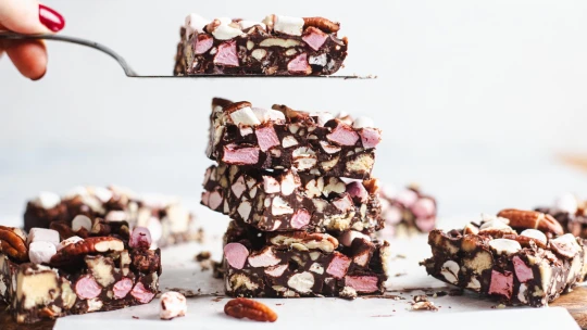 Baví děti i&nbsp;dospělé, hodné i&nbsp;zlobivé. Australský Rocky Road jako ten nejjednodušší jedlý dárek