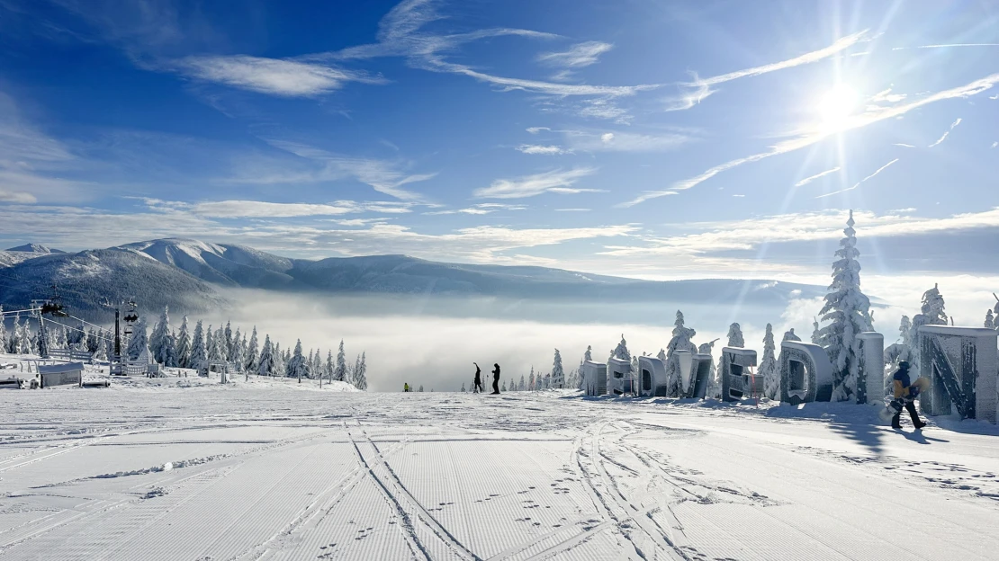 Skiareál Špindlerův Mlýn otevírá další sjezdovky a chystá nabitý sobotní opening