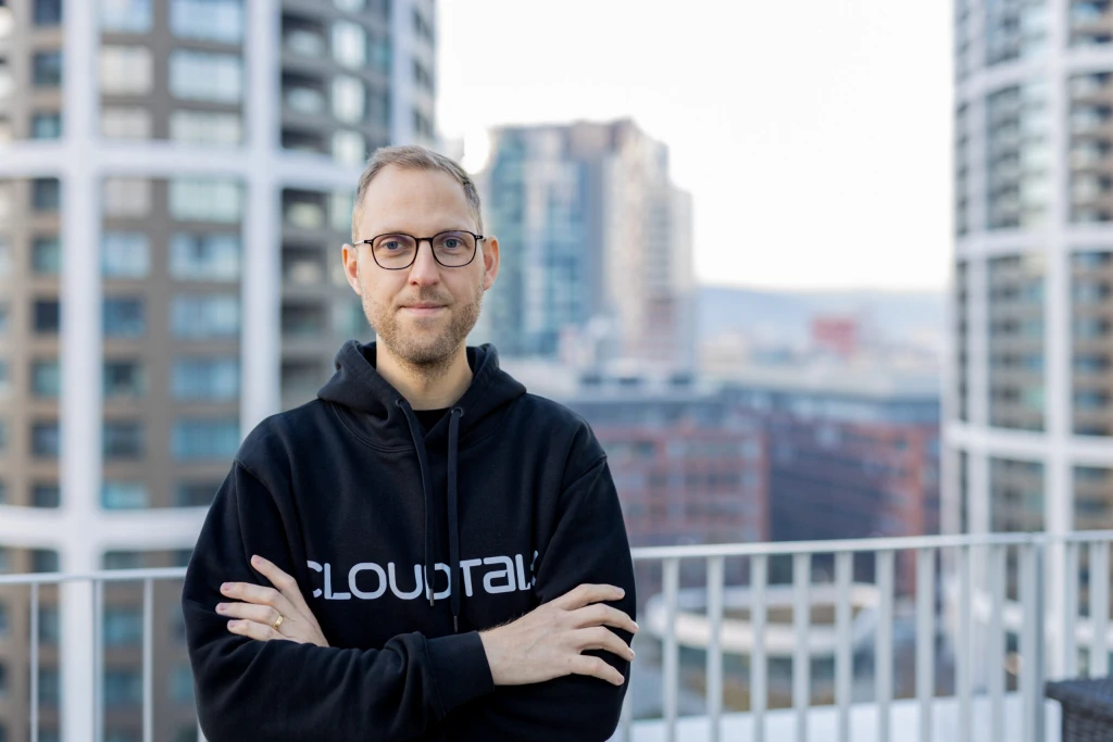 CloudTalk získal 26 milionů eur. Chce být lídrem hlasové komunikace založené na AI