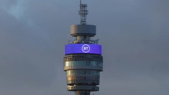 Místo telekomunikační věže luxusní hotel. Londýnská BT Tower získá nový život