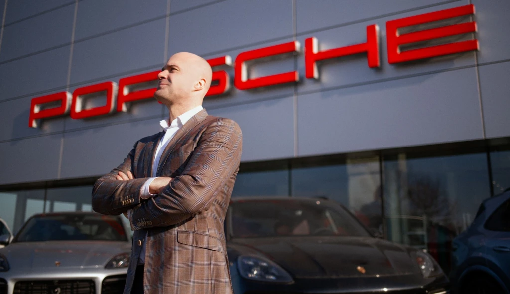 Můžeme tu prodat tisícovku aut ročně, věří šéf českého zastoupení Porsche
