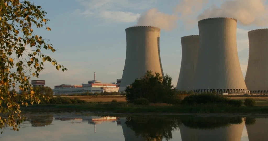 Druhý blok elektrárny Temelín je opět v&nbsp;provozu. Technici vyměnili netěsnící chladič