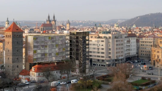 Levitující dům. Podívejte se na vítězný návrh budovy na konci Revoluční