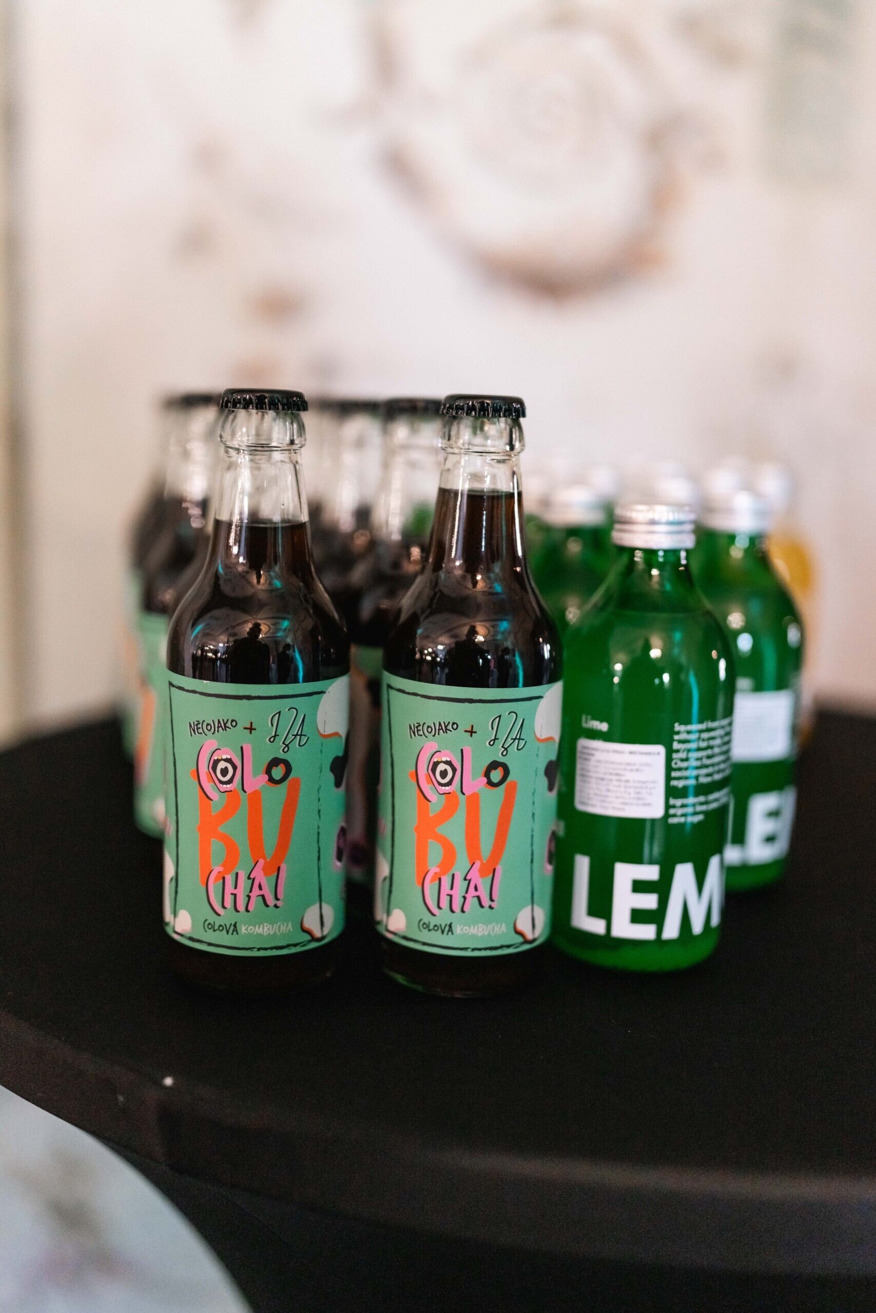 Velkoobchod a distributor Green Heads specializující se na trendy ve světě potravin a nápojů na akci představil drinky Jax Coco, colovou kombuchu a LemonAid+.
