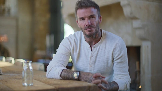 Beckham proti Wahlbergovi. Fotbalista žaluje hercovu firmu o&nbsp;14 milionů dolarů