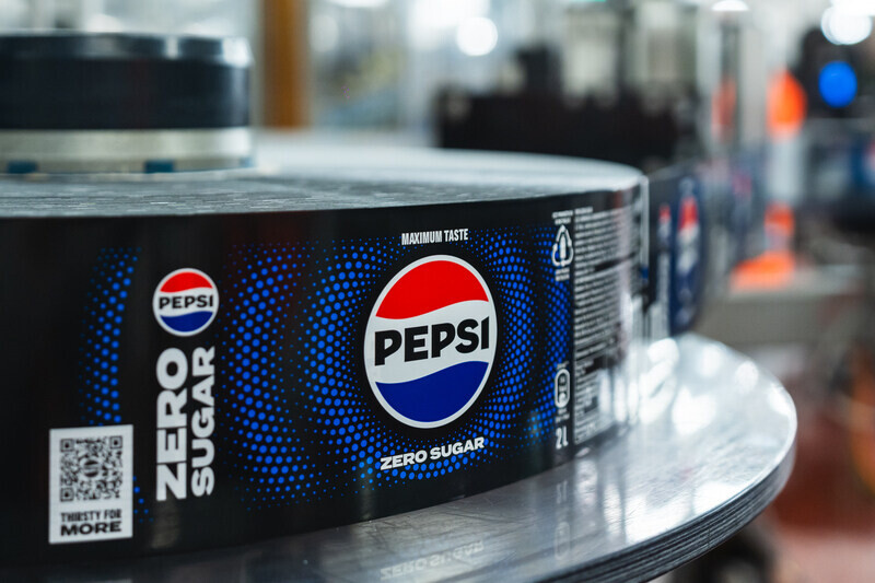 Pepsi mění design. Přináší nové logo i pojmenování nápoje