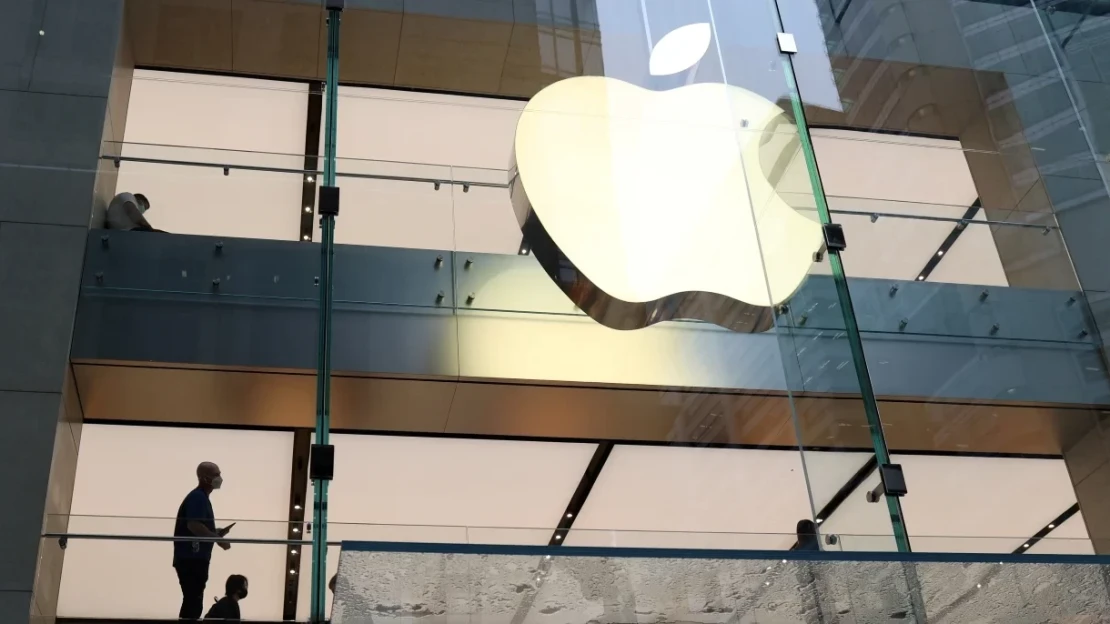 Apple si nabíhá na průšvih. Laškování s Evropskou komisí ho může stát miliardy