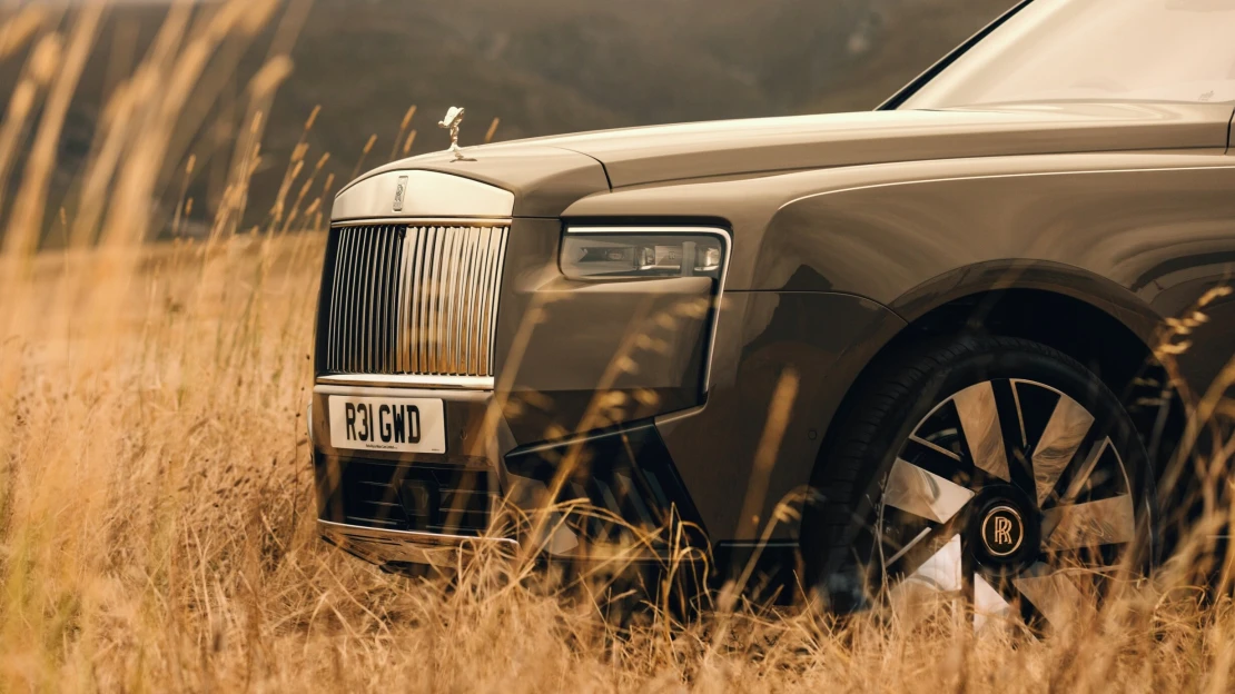 Nejprodávanější Rolls-Royce v novém. Jaký je na vlastní oči?