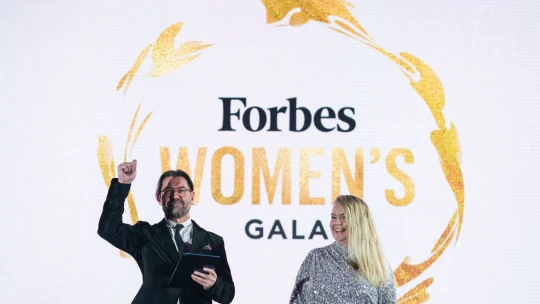 Pocta českým ženám. Takhle vypadal slavnostní event Forbes Women’s Gala